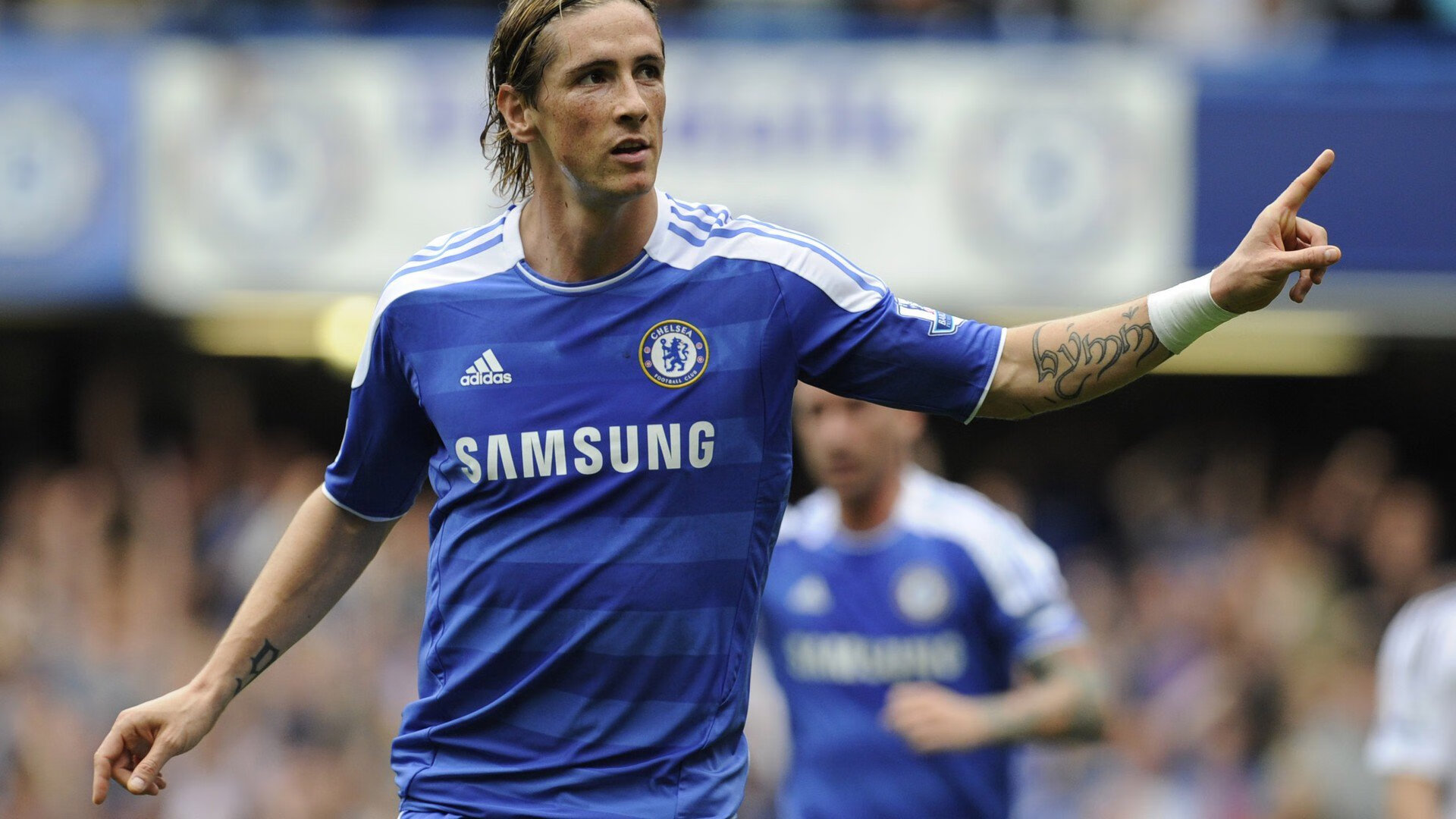 穆古鲁扎30分钟硬战利物浦，防守出色胜负悬念重重，德罗巴焦点对决再创辉煌